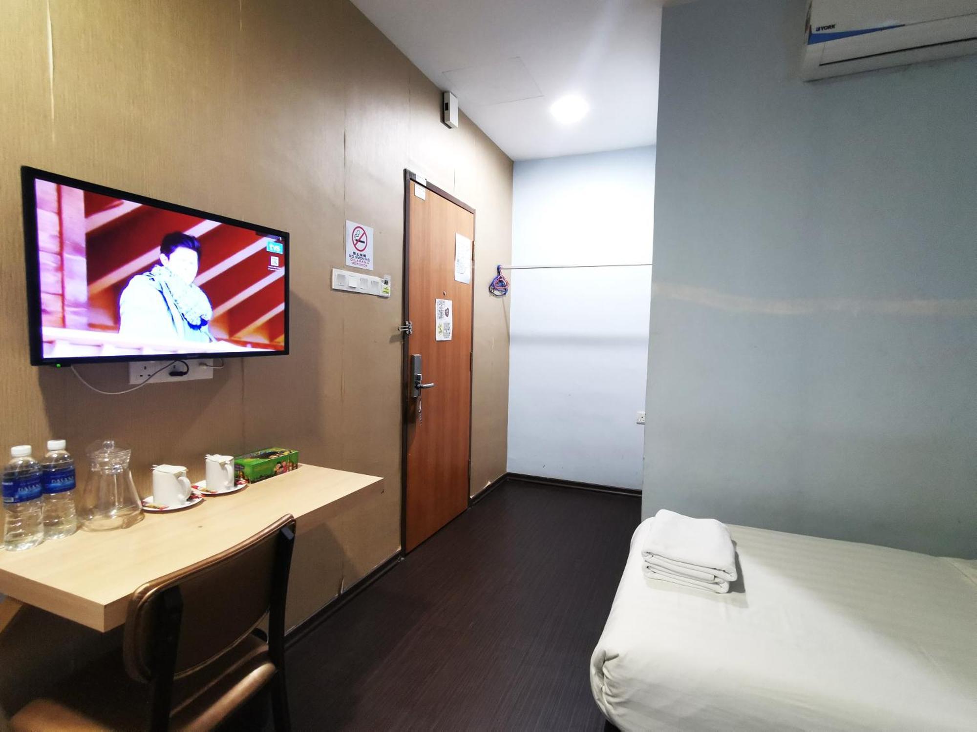 Zenz Hotel Kulai Dış mekan fotoğraf